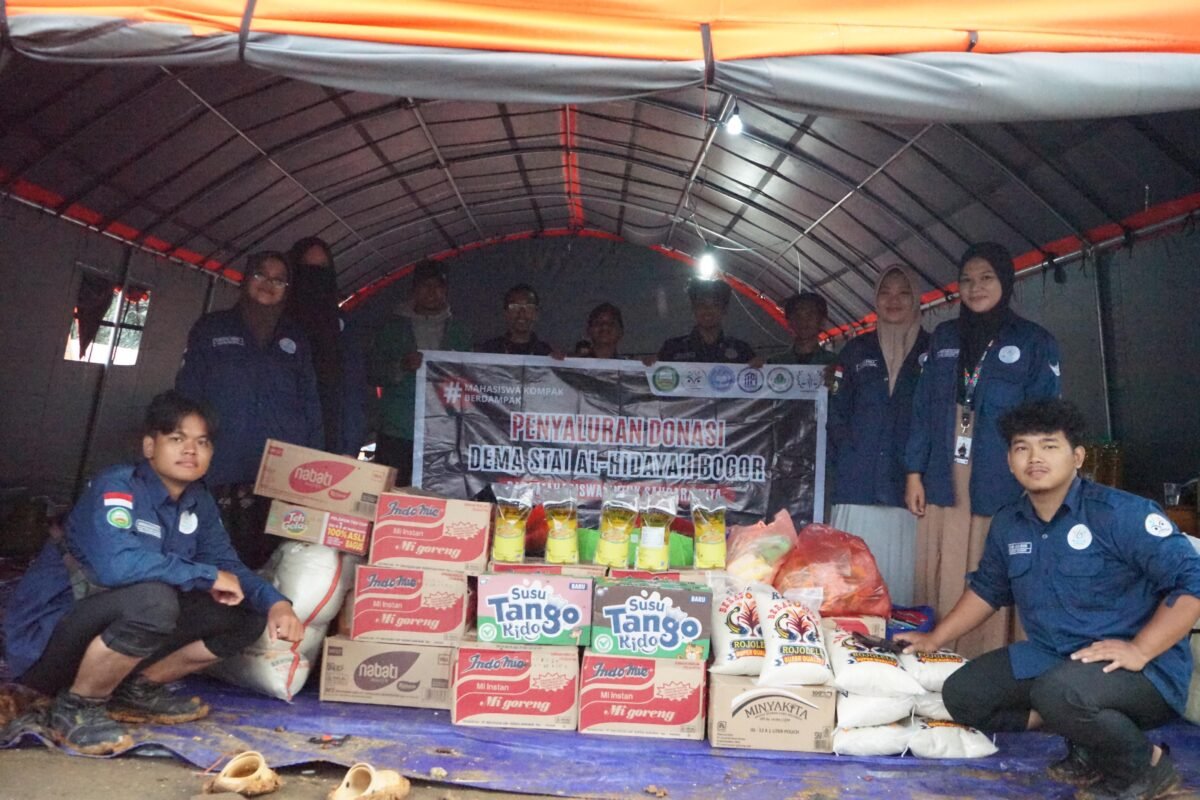 DEMA STAI Al-Hidayah Bogor Salurkan Bantuan untuk Korban Bencana di Sukabumi